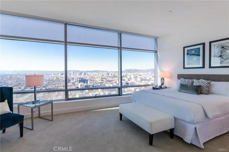 900 W Olympic Boulevard 36B