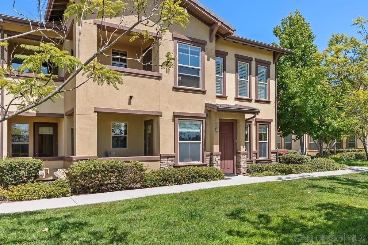 6635 Canopy Ridge 25