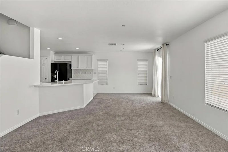 7726 Terra Manor