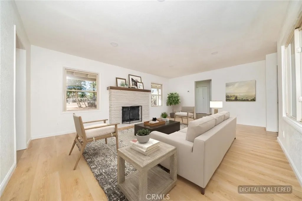 14387 Jicarilla Road