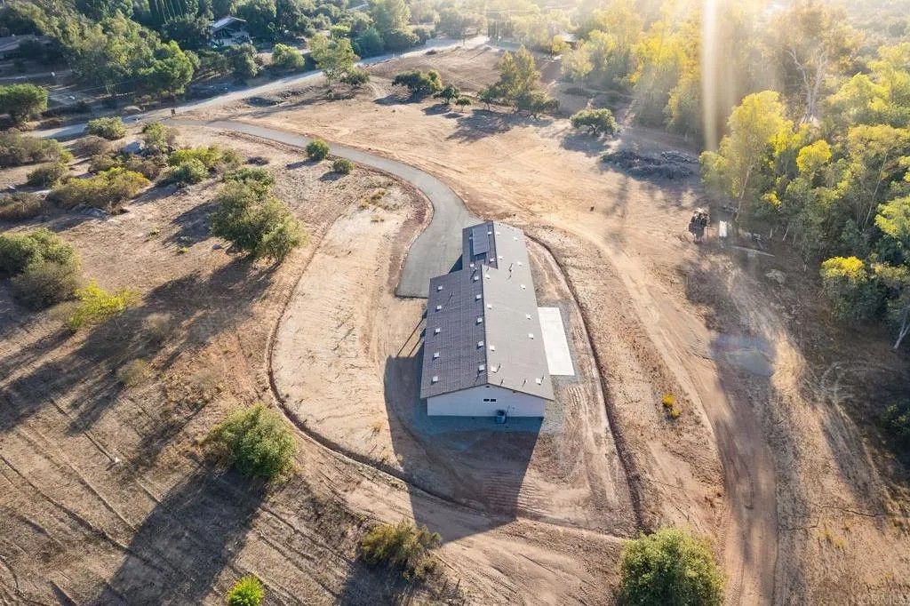 Photo of 15670 Fruitvale Road, Valley Center, CA 92082 (MLS # NDP2511597)