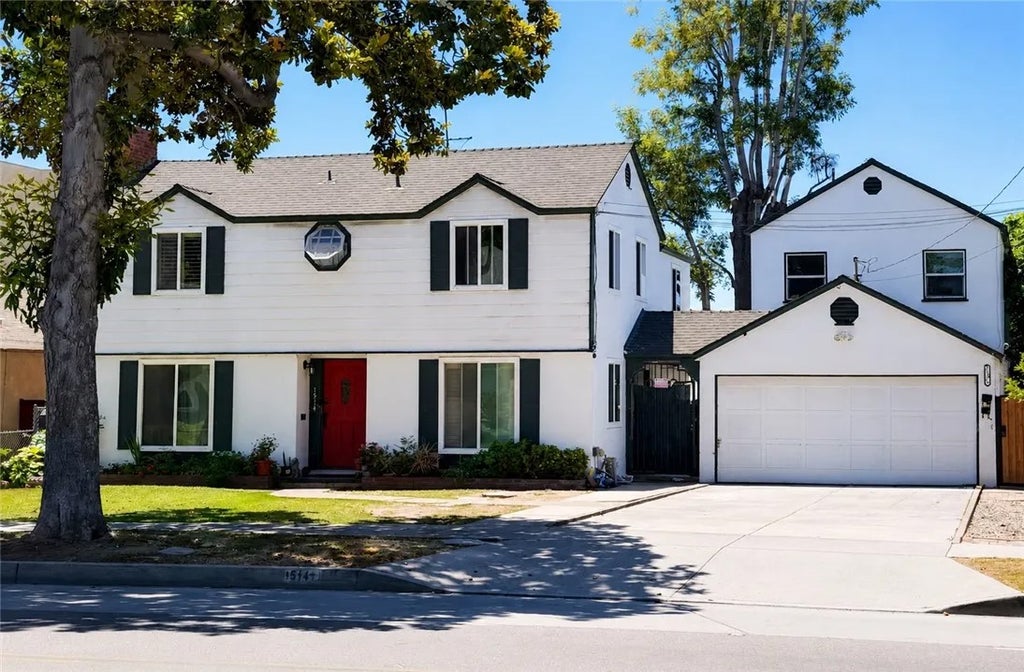 Photo of 1514 E 4th ST, Santa Ana, CA 92701 (MLS # PW26118319)