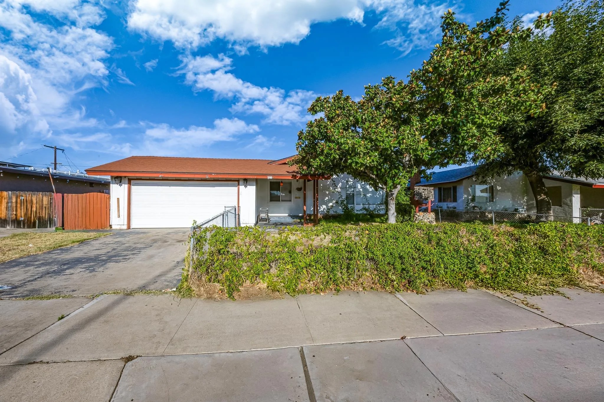 1006 Avocado Ave