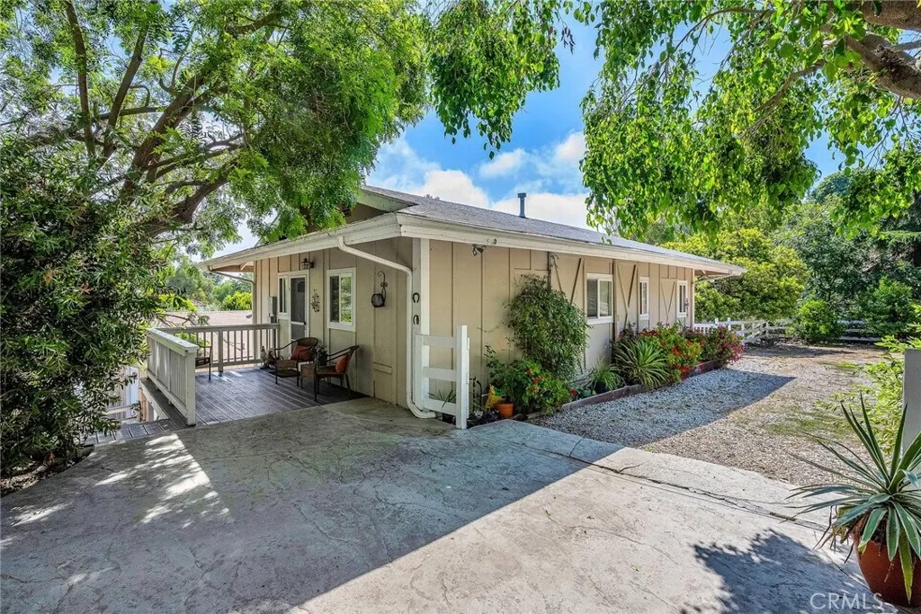 27610 Eastvale Road