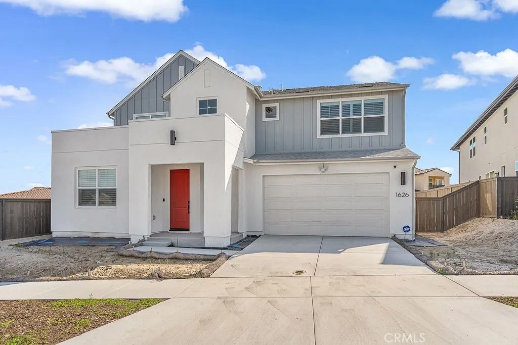 Photo of 1626 Corte Medialuna, Chula Vista, CA 91913 (MLS # SB26056323)