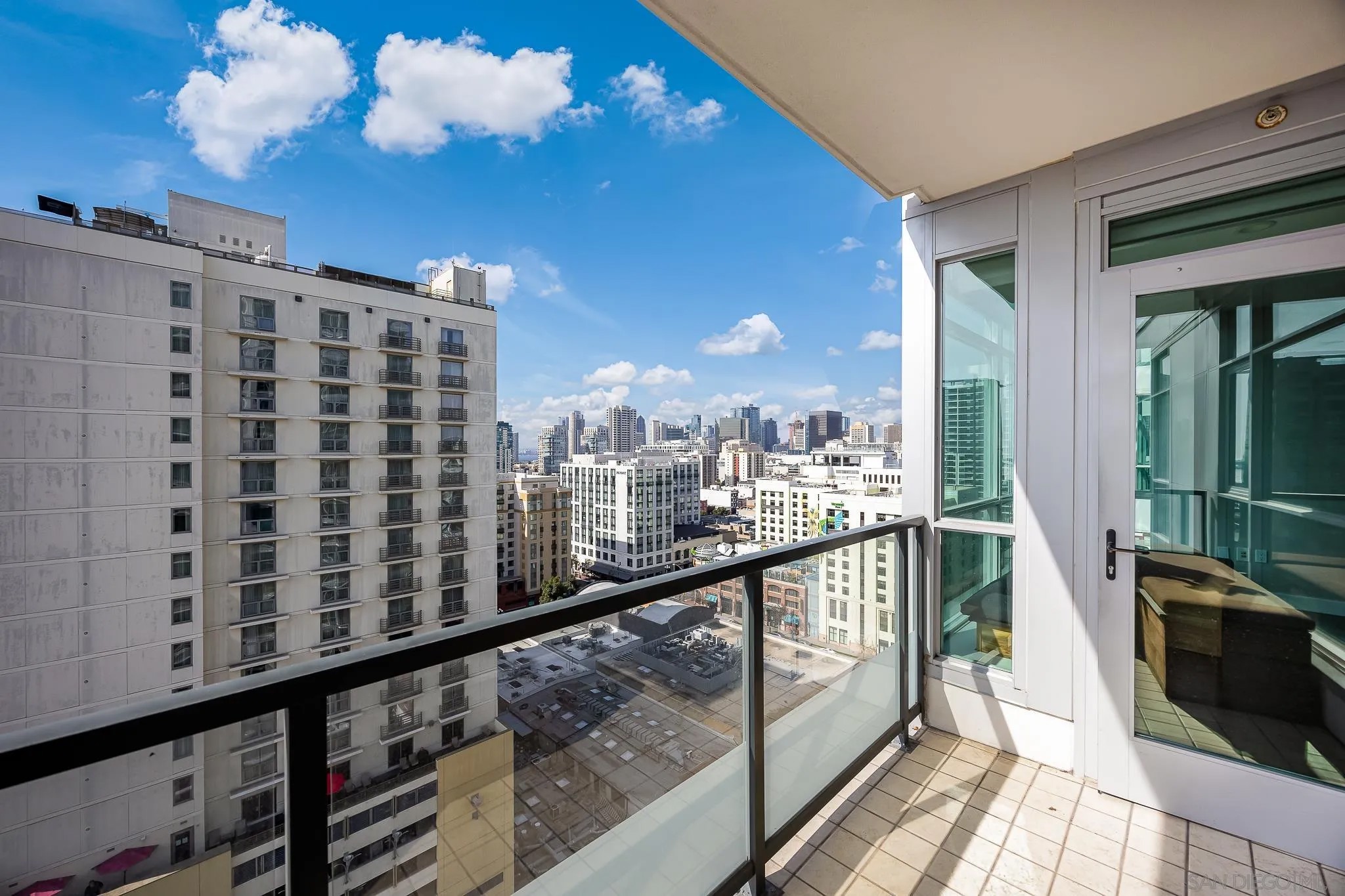 325 7th Ave 1406