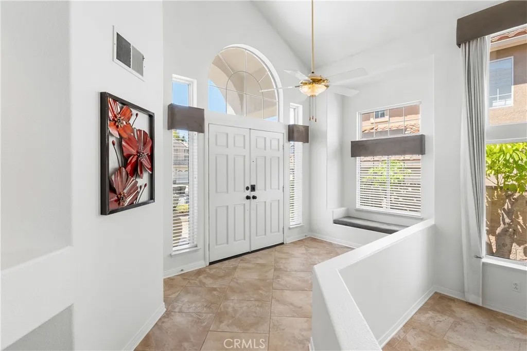 15037 Calle Verano