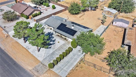 Photo of 14865 Temecula Road, Apple Valley, CA 92307 (MLS # HD26190745)