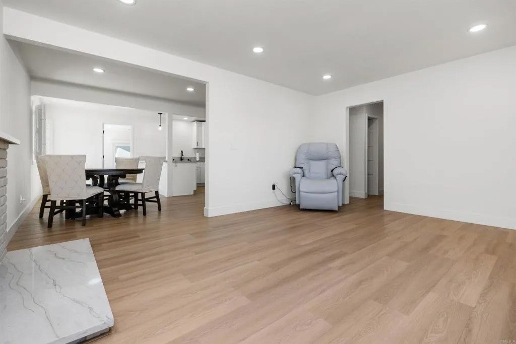 2726 Landscape Drive