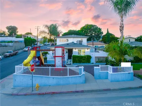 243 S Hanford Ave, San Pedro, CA 90732 - #: SB25269192