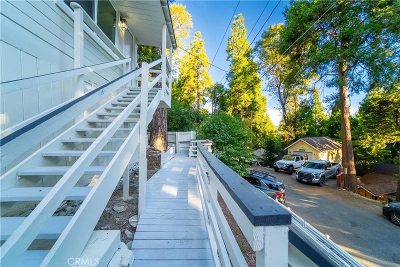 744 Woodland