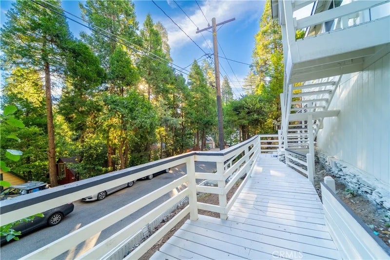 744 Woodland