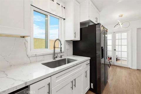 Tiny photo for 3142 Midway Drive #312, San Diego, CA 92110 (MLS # IV25138202)