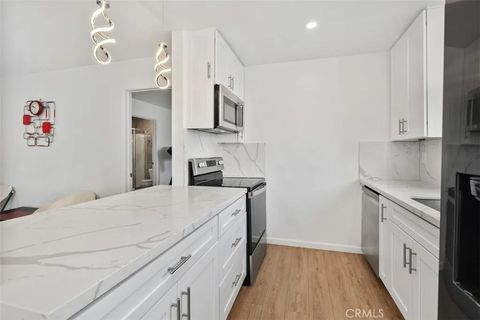 Tiny photo for 3142 Midway Drive #312, San Diego, CA 92110 (MLS # IV25138202)