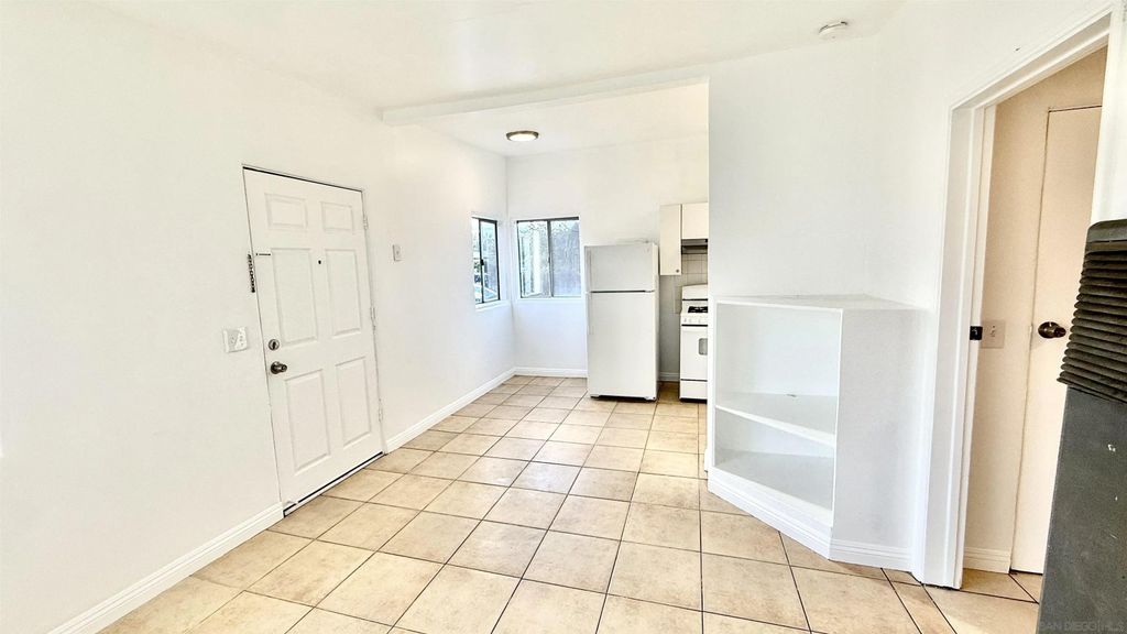 Photo of 1412 1/2 Orange St, Escondido, CA 92025 (MLS # 260010082)