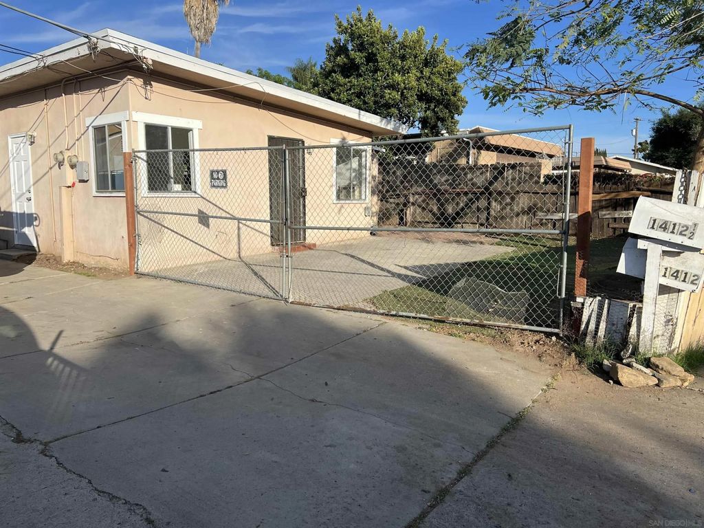 Photo of 1412 1/2 Orange St, Escondido, CA 92025 (MLS # 260010082)