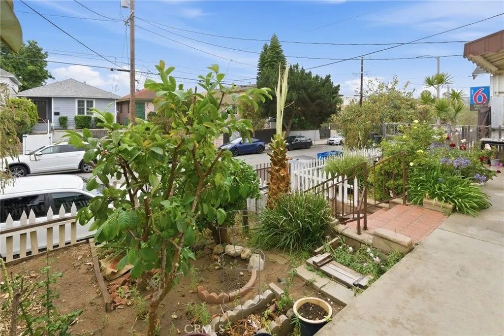 Photo of 338 W 9th Street, San Pedro, CA 90731 (MLS # PV26092214)
