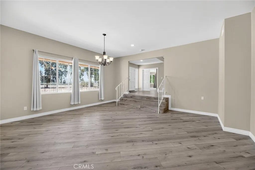1175 Dunlap Dr