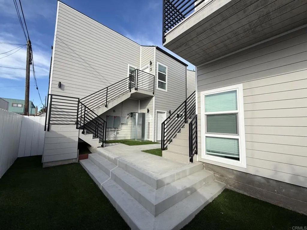 1202 Gertrude Street