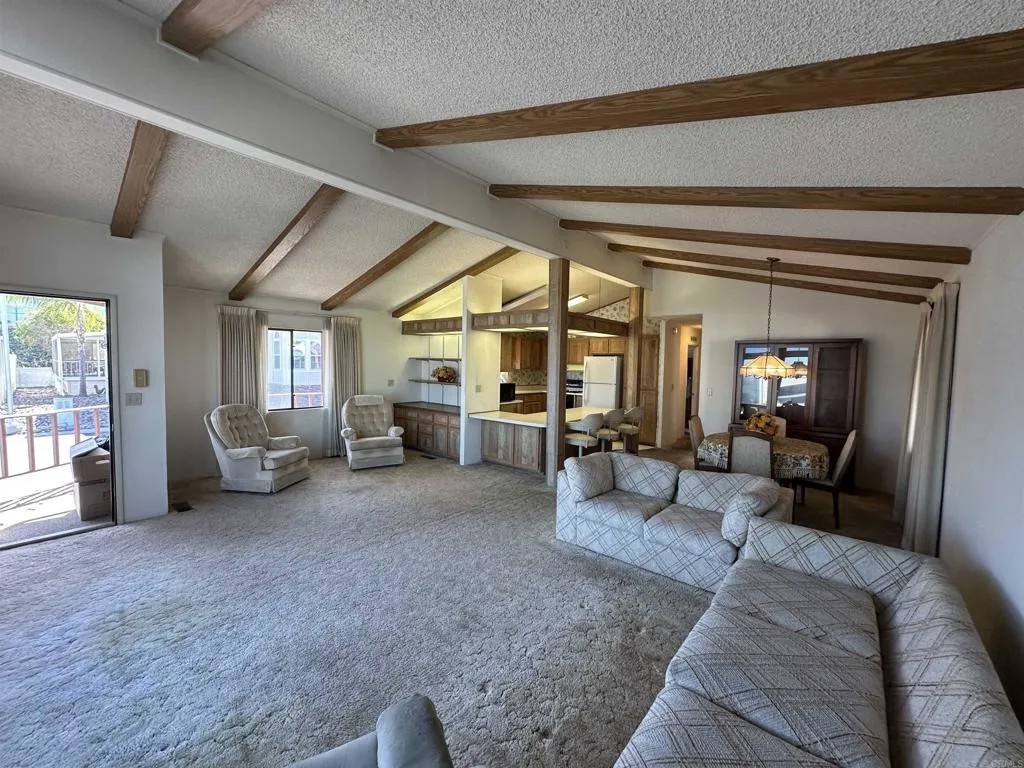 8301 Mission Gorge 154