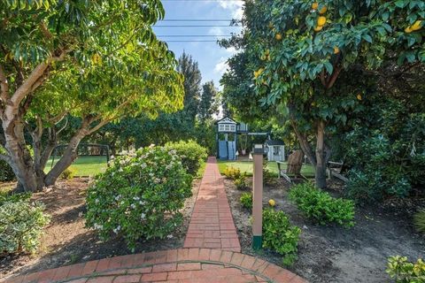 Tiny photo for 6641 Murray Park Drive, San Diego, CA 92120 (MLS # 260006120)