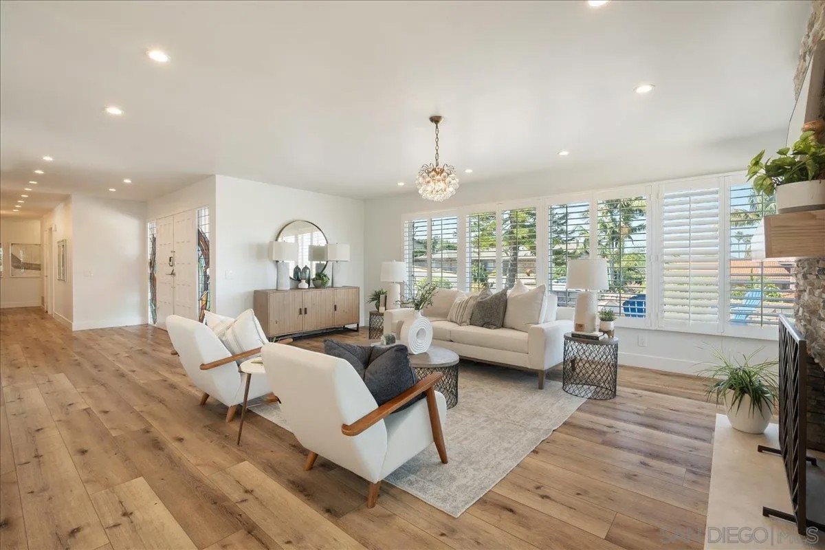 6641 Murray Park Drive