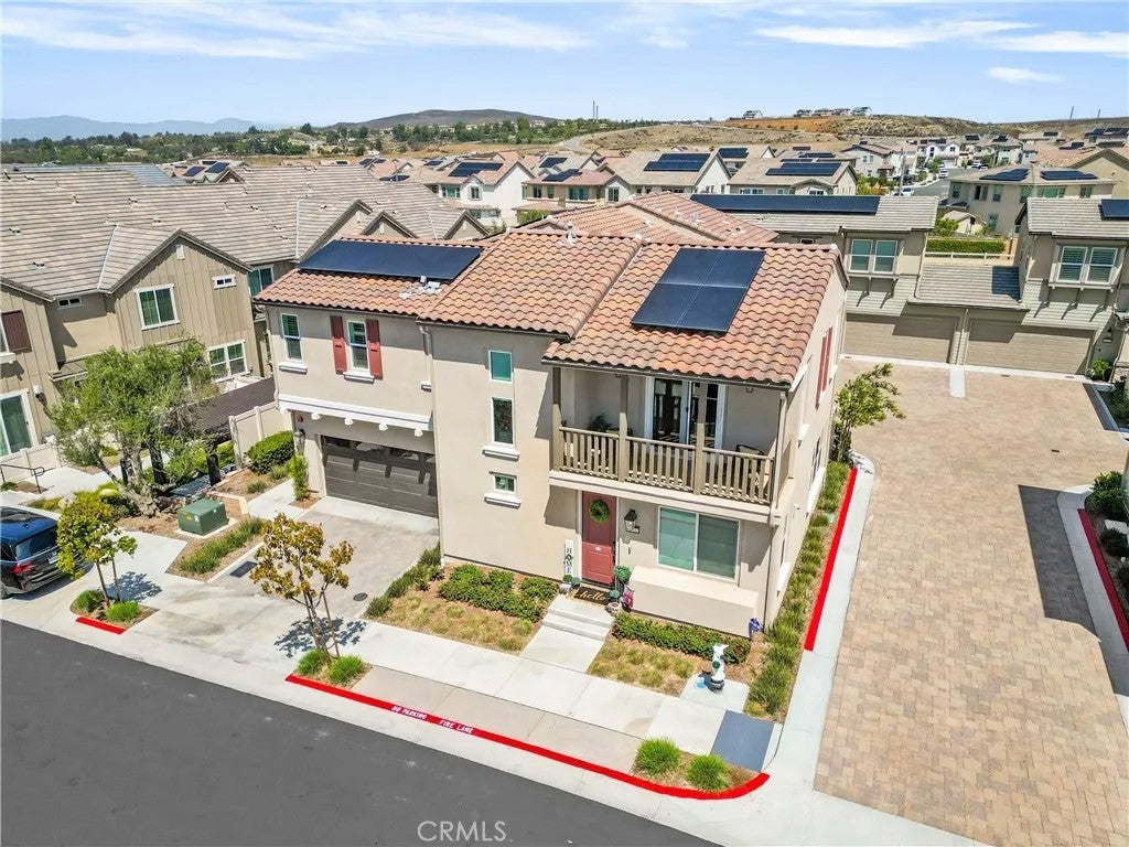 Photo of 32522 Brunello Way, Temecula, CA 92591 (MLS # SW26105089)