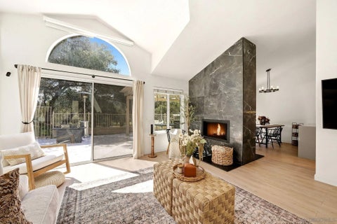 Photo of 8981 Circle R View, Escondido, CA 92026 (MLS # 260019854)
