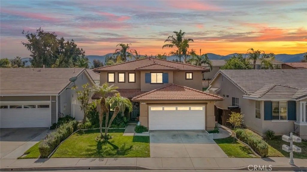 Photo of 1284 Longport Way, Corona, CA 92881 (MLS # IG25244841)