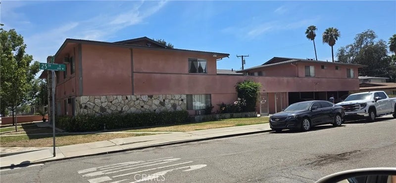 559 W 25th