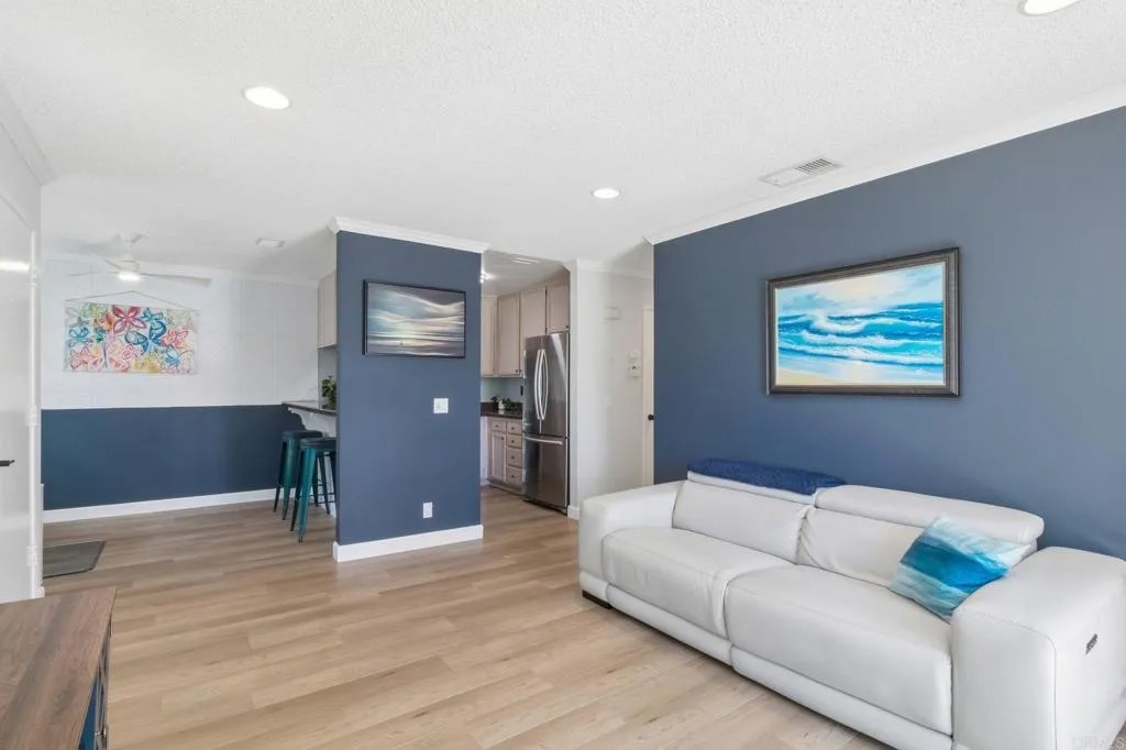 669 Diamond Way 235