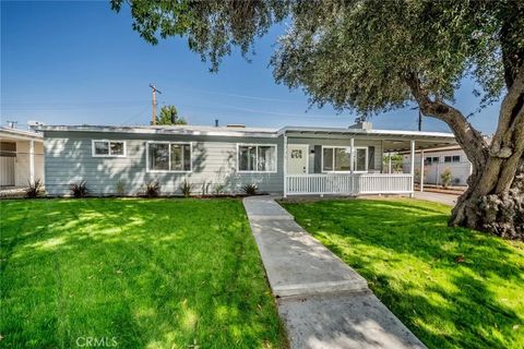 Photo of 6735 Merito Avenue, San Bernardino, CA 92404 (MLS # IV25245560)