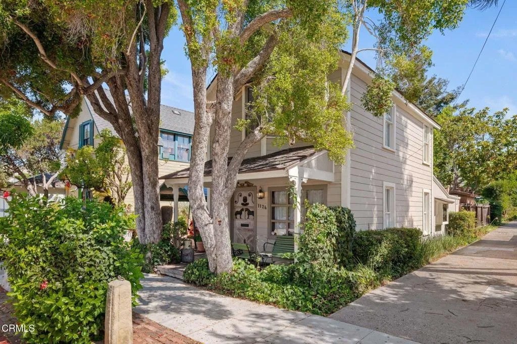 1124 Bath Street