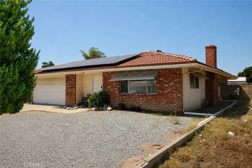 628 Monterey