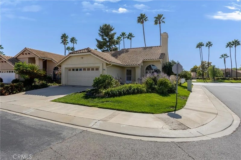 607 Indian Wells Road