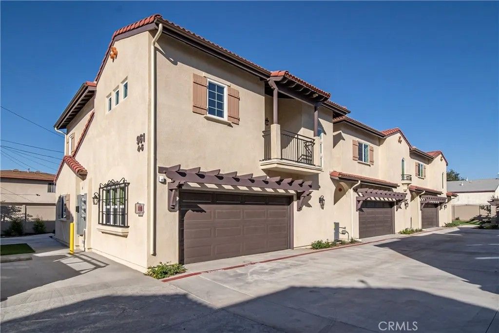 Photo of 961 E Phillips Boulevard #01, Pomona, CA 91766 (MLS # TR26047153)