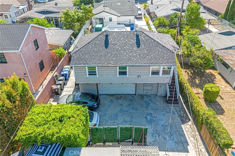 120 N HOBART Boulevard