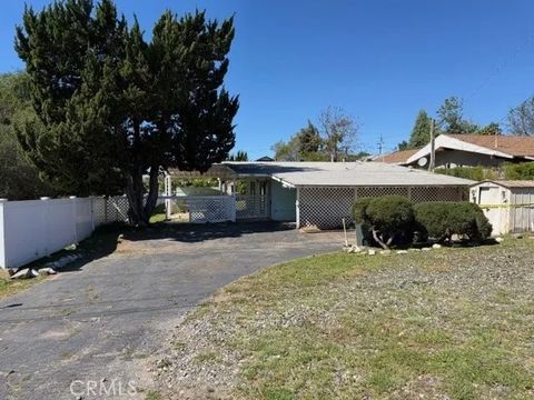 Photo of 1006 N Orange Ave, Fallbrook, CA 92028 (MLS # SW26055731)
