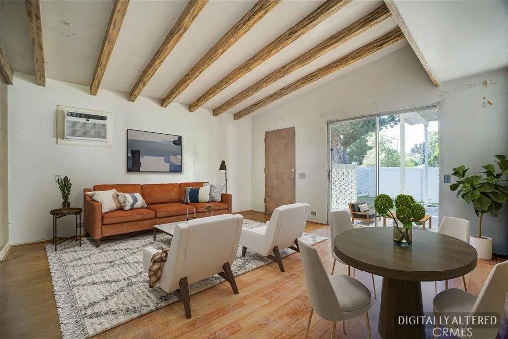 Photo of 1006 N Orange Ave, Fallbrook, CA 92028 (MLS # SW26055731)