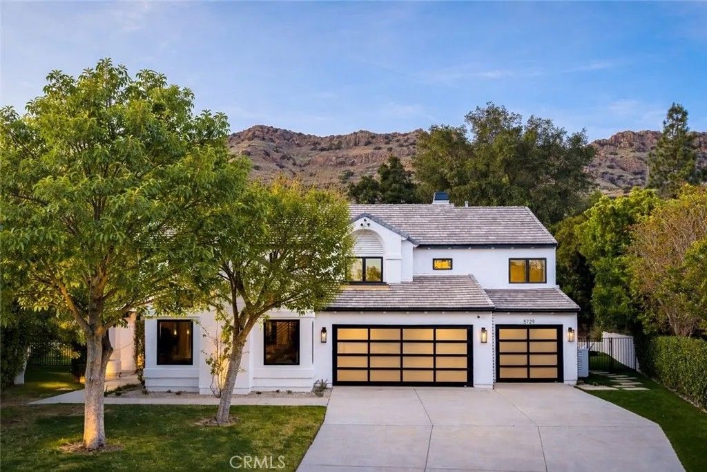 Photo of 5729 Stone Mountain, Westlake Village, CA 91362 (MLS # SR26085356)