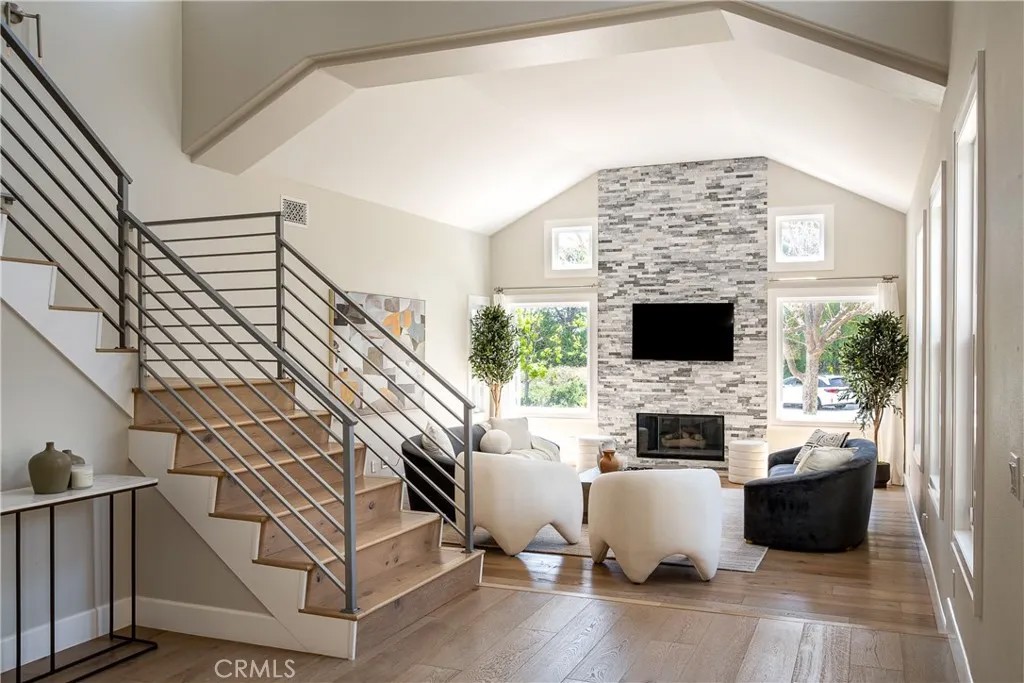 5729 Stone Mountain