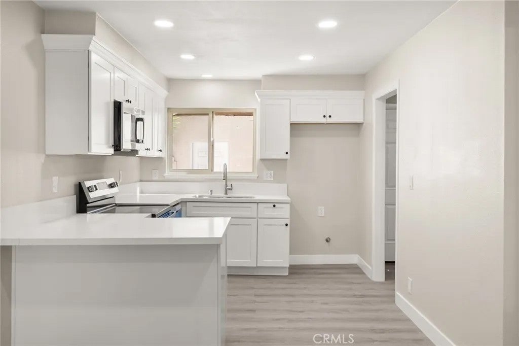 1722 Mitchell 36