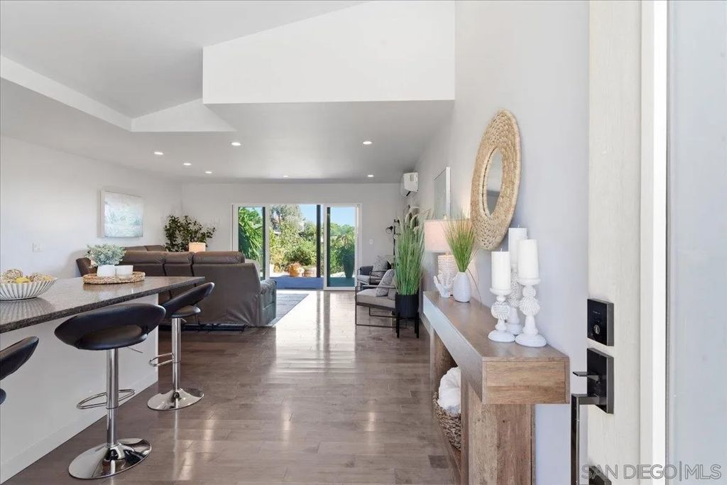 Photo of 5447 Soledad Rd, La Jolla, CA 92037 (MLS # 260004857)