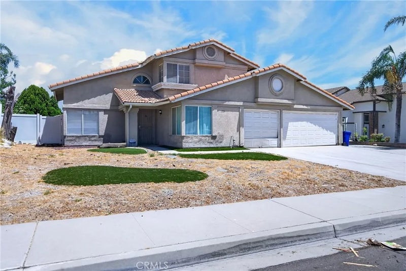 1554 W Via Bello Dr