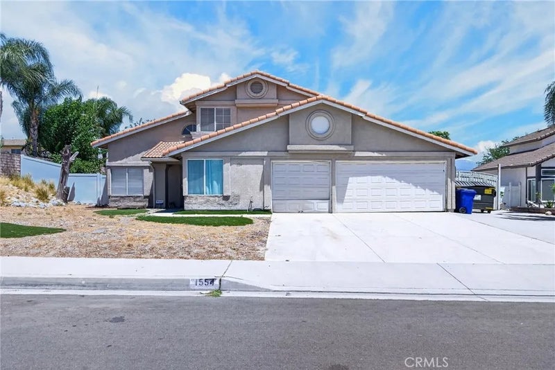 1554 W Via Bello Dr