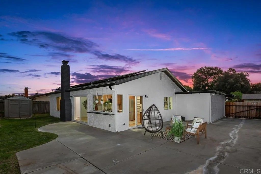 Photo of 1356 Pleasant Hill Street, Escondido, CA 92026 (MLS # NDP2602312)