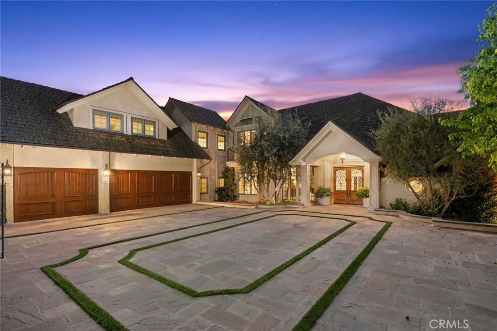 1 Cypress Point Lane
