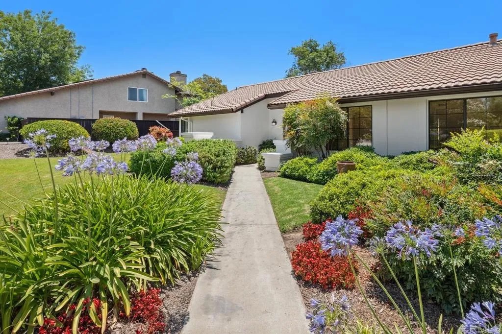 14039 Woodland Parkway