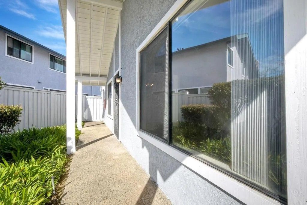 Photo of 8147 Via Mallorca, La Jolla, CA 92037 (MLS # NDP2601227)