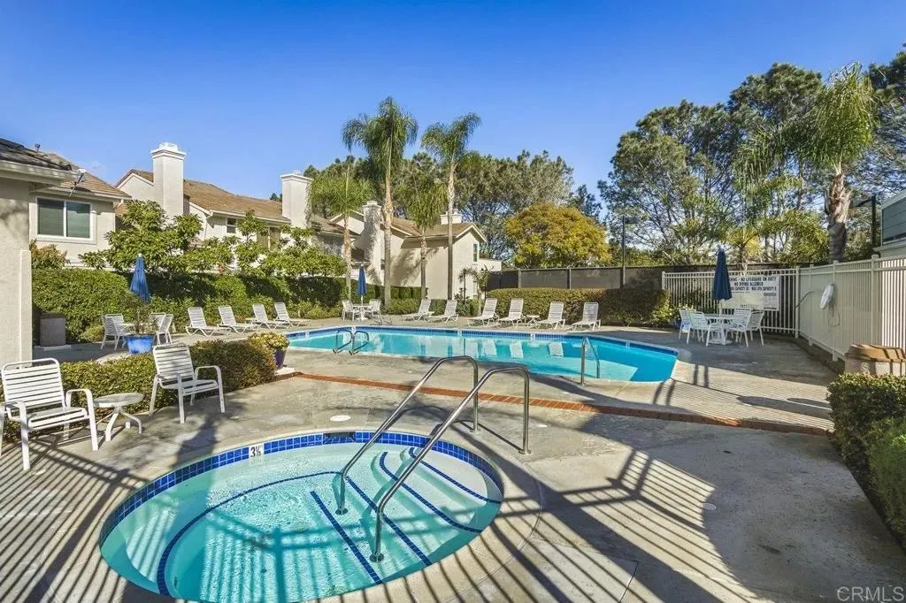 San Diego, California 92130, United States, 2 Bedrooms Bedrooms, ,2 BathroomsBathrooms,Residential,Active,241875